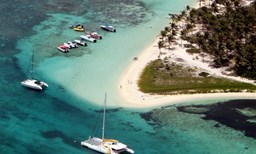 Activité Paradoxe Croisieres offer Paradoxe Croisières - Croisières en Catamaran dans Les Îles du Guadeloupe image